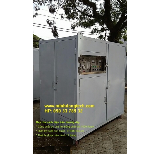 Máy rửa cách điện trên đường dây